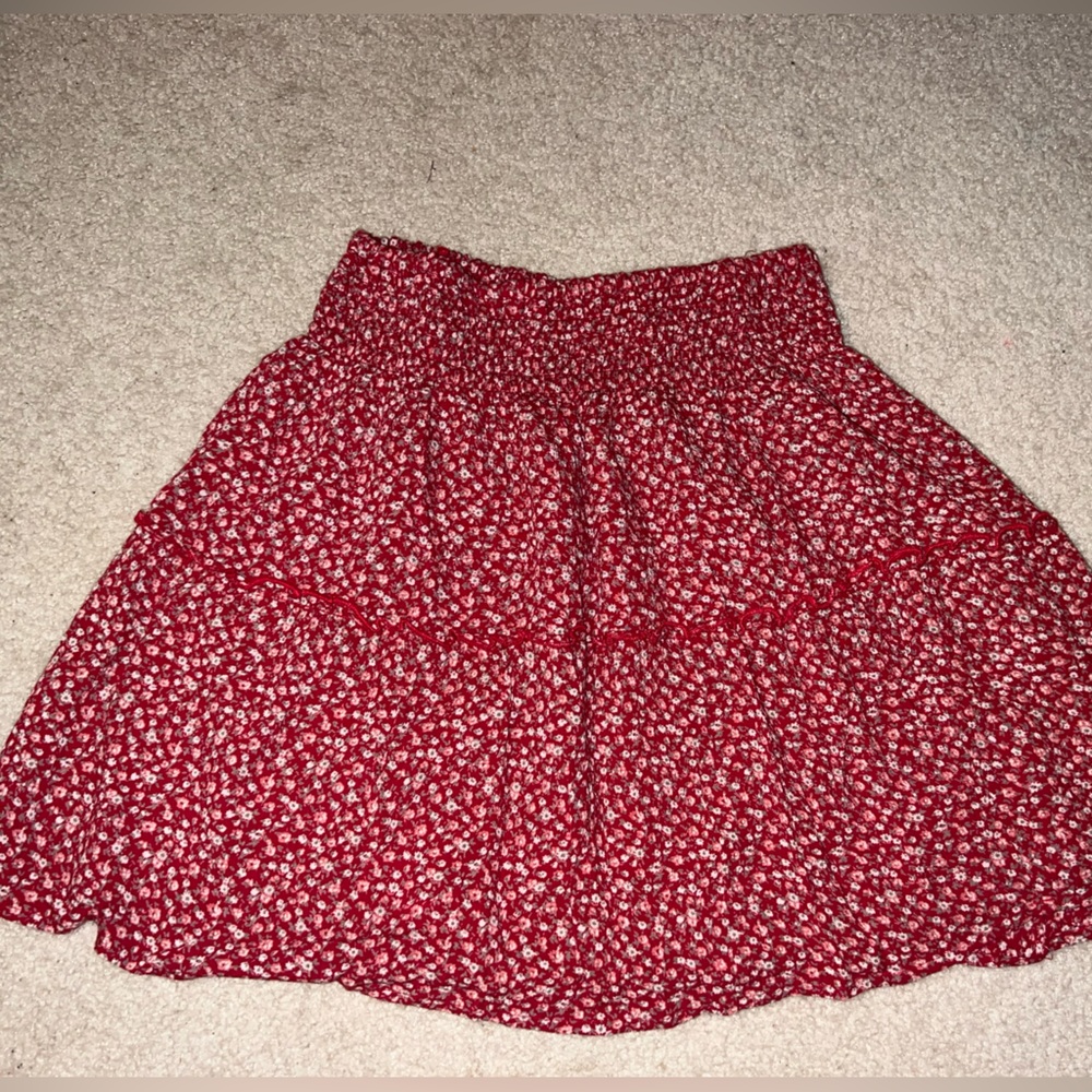 Hollister flowy skirt